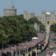 Illustration for article titled Standing in the Shadow of the Monarchy at the Royal Weddingem/em